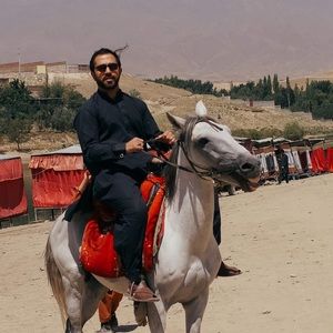 Meet your Posher, Emran